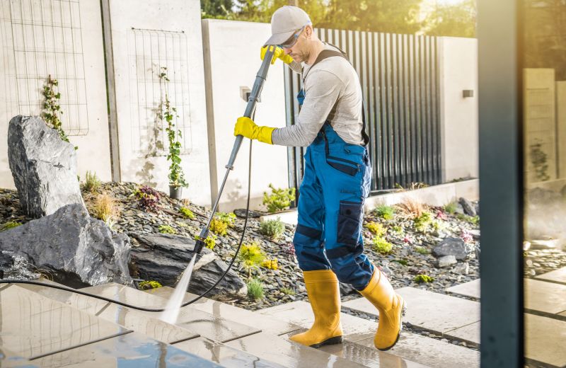 Specialized Pressure Washing Services